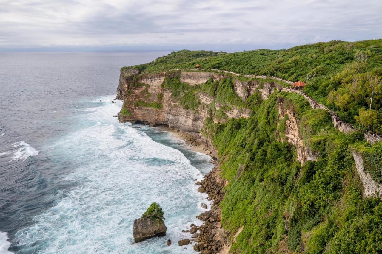 Sea Star Bali Hotel Uluwatu Exterior foto